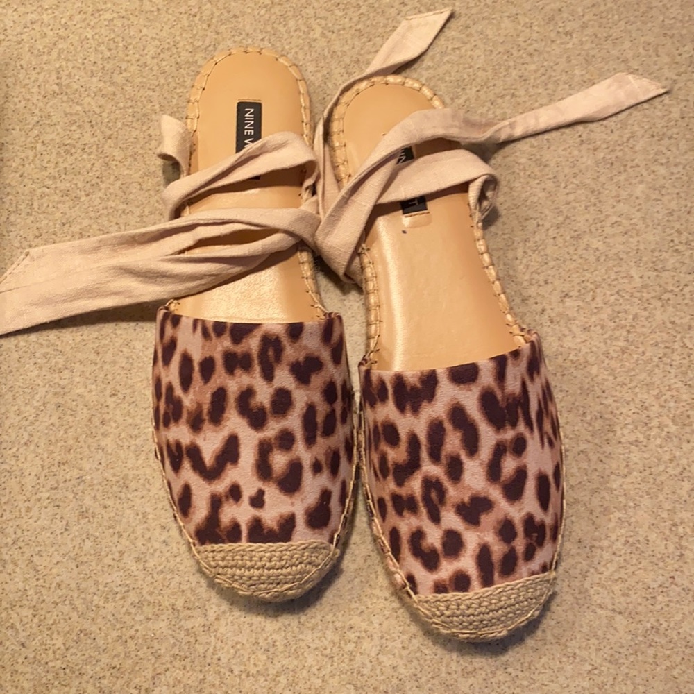 ANKLE TIE LEOPARD ESPADRILLES SIZE 9.5